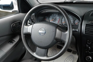 Седан Nissan Almera Classic 2009 года, 579000 рублей, Тюмень