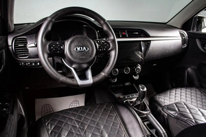 Седан Kia Rio 2017 года, 1069000 рублей, Сургут
