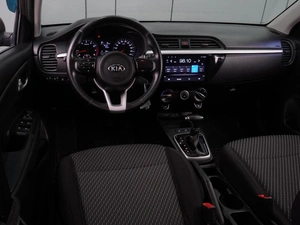 Хетчбэк Kia Rio X-Line 2018 года, 1599000 рублей, Воронеж