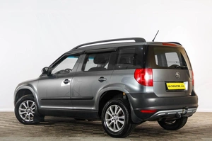 Внедорожник Skoda Yeti 2013 года, 729000 рублей, Тюмень
