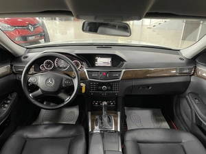 Седан Mercedes-benz E-класс 2010 года, 1487000 рублей, Солонцы