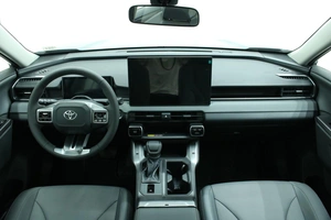 Внедорожник Toyota RAV4 2026 года, 4295000 рублей, Красноярск