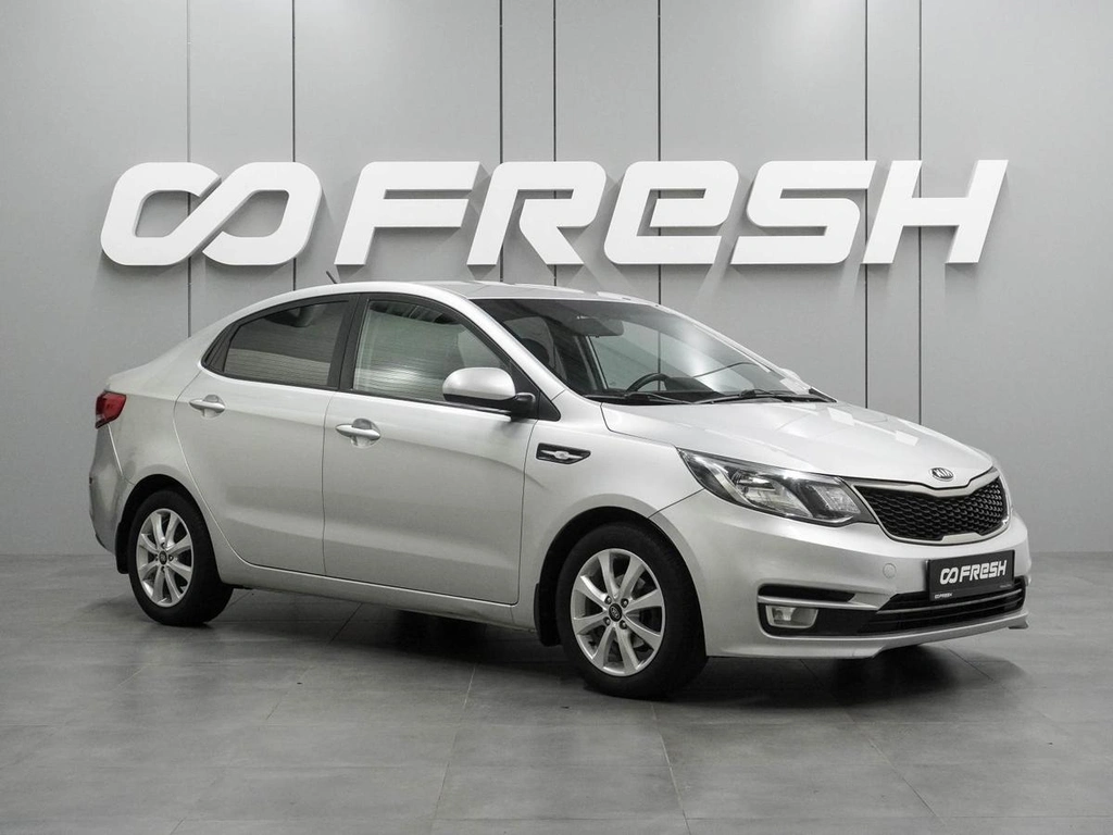Седан Kia Rio 2017 года, 1039000 рублей, Воронеж