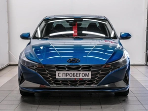 Седан Hyundai Elantra 2021 года, 1830000 рублей, Красноярск