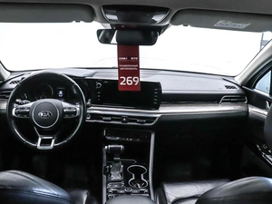 Седан Kia K5 2020 года, 2500000 рублей, Красноярск