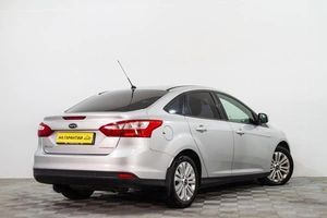 Седан Ford Focus 2011 года, 779000 рублей, Сургут