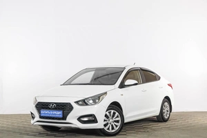 Седан Hyundai Solaris 2019 года, 1379000 рублей, Тюмень