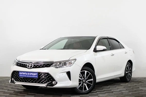 Седан Toyota Camry 2016 года, 2699000 рублей, Сургут