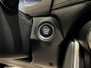 Внедорожник Toyota RAV4 2025 года, 3997000 рублей, Красноярск