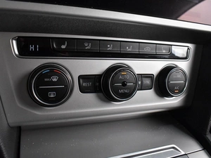 Седан Volkswagen Passat 2018 года, 1696000 рублей, Воронеж