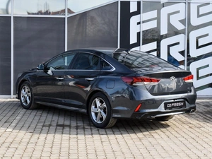 Седан Hyundai Sonata 2018 года, 1855000 рублей, Краснодар