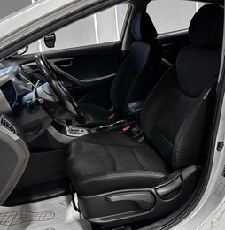 Седан Hyundai Elantra 2011 года, 897000 рублей, Красноярск