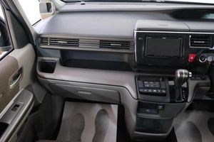 Минивэн Honda Stepwgn 2019 года, 2299000 рублей, Омск