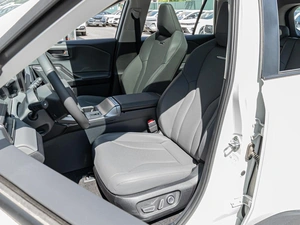 Внедорожник Toyota RAV4 2026 года, 4220000 рублей, Краснодар