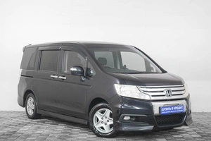 Минивэн Honda Stepwgn Spada 2011 года, 1309000 рублей, Кемерово