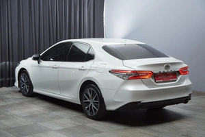 Седан Toyota Camry 2021 года, 3150000 рублей, Красноярск