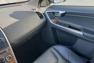 Внедорожник Volvo XC60 2015 года, 2330000 рублей, Солонцы