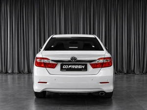 Седан Toyota Camry 2013 года, 1289000 рублей, Тюмень