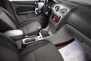 Хетчбэк Ford Focus 2010 года, 649000 рублей, Оренбург