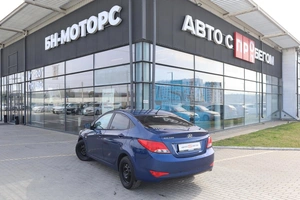 Седан Hyundai Solaris 2016 года, 890000 рублей, Мирное