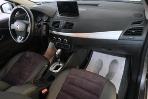 Седан Renault Fluence 2012 года, 759000 рублей, Омск