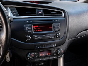 Хетчбэк Kia Ceed 2015 года, 1470000 рублей, Краснодар