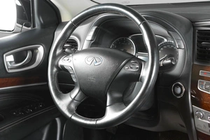 Внедорожник Infiniti QX60 2018 года, 2449000 рублей, Тюмень