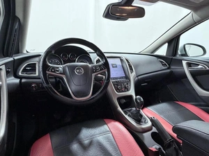 Хетчбэк Opel Astra 2010 года, 657000 рублей, Орёл
