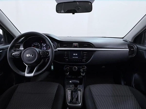 Хетчбэк Kia Rio X-Line 2018 года, 1850000 рублей, Орёл