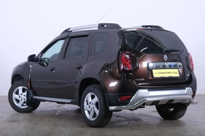 Внедорожник Renault Duster 2015 года, 1319000 рублей, Омск