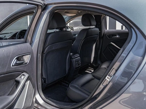 Хетчбэк Mercedes-benz A-класс 2015 года, 1470000 рублей, Краснодар