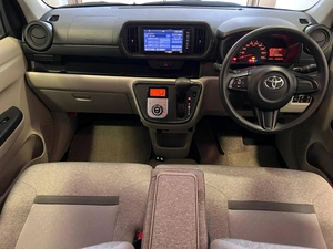 Хетчбэк Toyota Passo 2018 года, 1049000 рублей, Красноярск