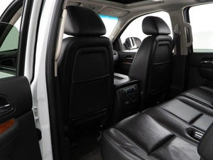 Внедорожник Chevrolet Tahoe 2013 года, 1974400 рублей, Москва