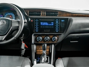 Седан Toyota Corolla 2016 года, 1600000 рублей, Красноярск