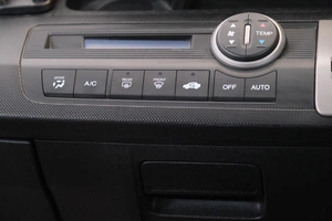 Минивэн Honda Freed 2010 года, 1009000 рублей, Омск