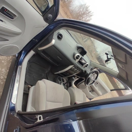 Хетчбэк Toyota Ist 2002 года, 428000 рублей, Красноярск