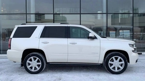 Внедорожник Chevrolet Tahoe 2015 года, 3200000 рублей, Красноярск