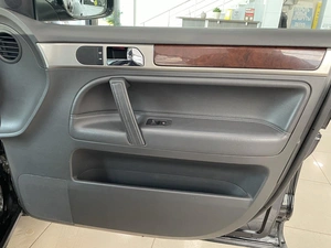 Внедорожник Volkswagen Touareg 2008 года, 1287000 рублей, Солонцы