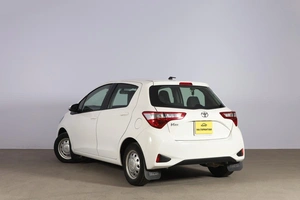 Хетчбэк Toyota Vitz 2019 года, 1129000 рублей, Новосибирск