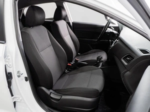 Седан Hyundai Solaris 2017 года, 1349000 рублей, Тюмень