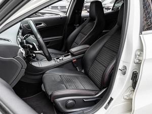 Внедорожник Mercedes-benz GLA-класс 2018 года, 2750000 рублей, Краснодар