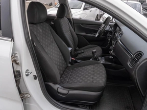 Седан Kia Rio 2017 года, 1179000 рублей, Саратов