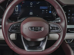 Внедорожник Geely Monjaro 2023 года, 3219000 рублей, Тюмень