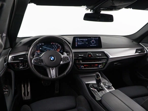 Седан BMW 5 серия 2019 года, 3987444 рублей, Москва