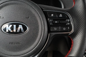 Седан Kia Optima 2017 года, 2039000 рублей, Тюмень