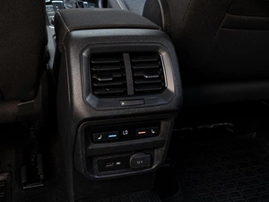 Внедорожник Volkswagen Tiguan 2018 года, 2015000 рублей, Краснодар