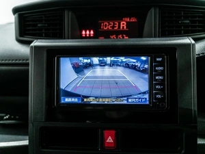 Минивэн Toyota Roomy 2021 года, 990000 рублей, Красноярск