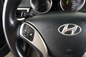 Универсал Hyundai i30 2012 года, 1019000 рублей, Пермь