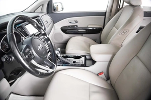 Минивэн Kia Carnival 2020 года, 2999000 рублей, Пермь