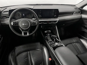 Седан Kia K5 2020 года, 1984900 рублей, Казань